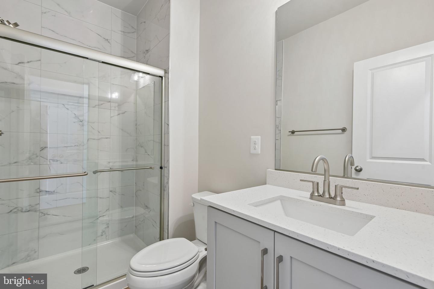 2721 Ferry Bar Dr Property Photo 19