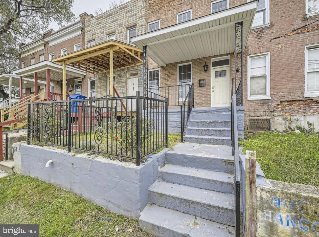 905 E Patapsco Ave Property Photo 2