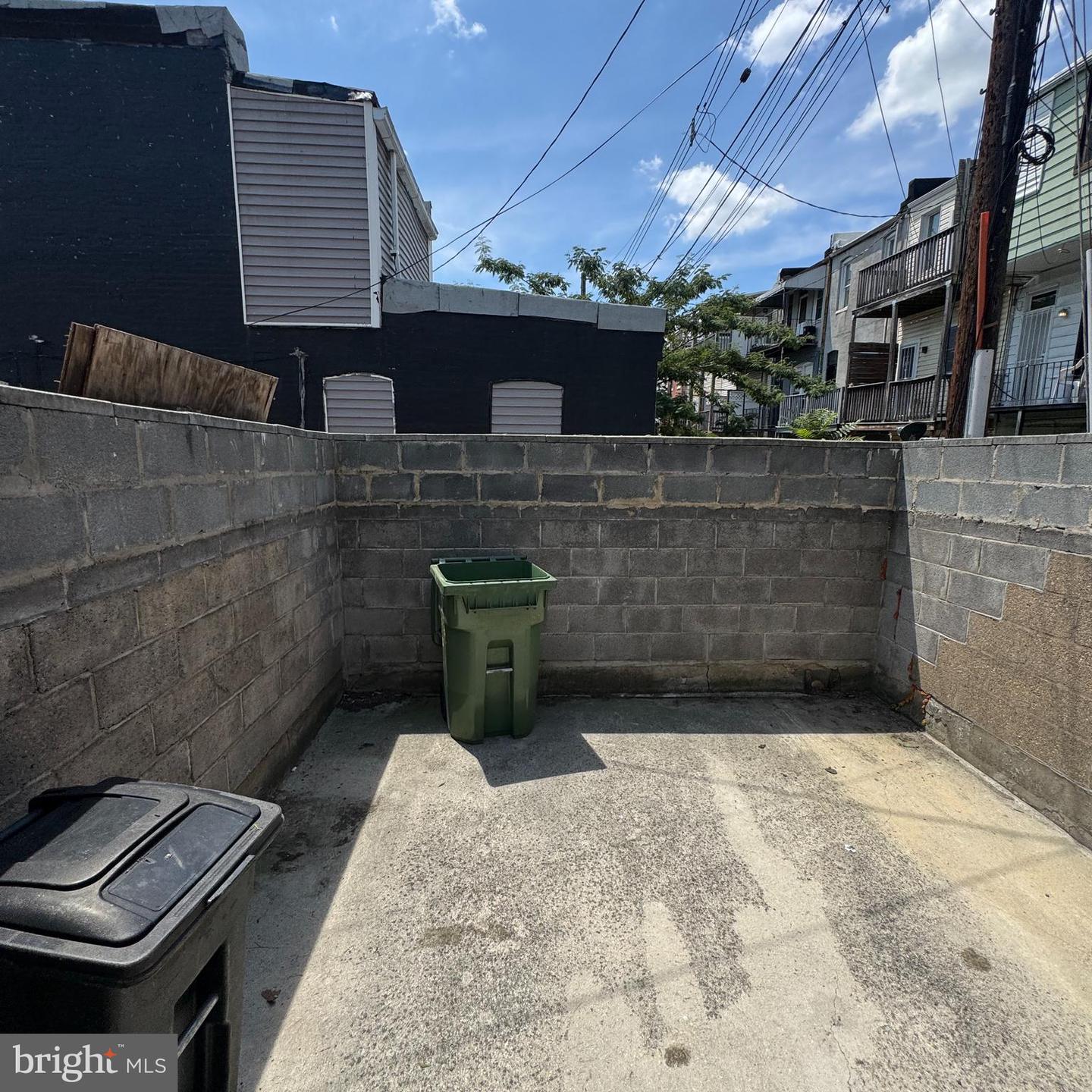 2601 Jefferson St Property Photo 5