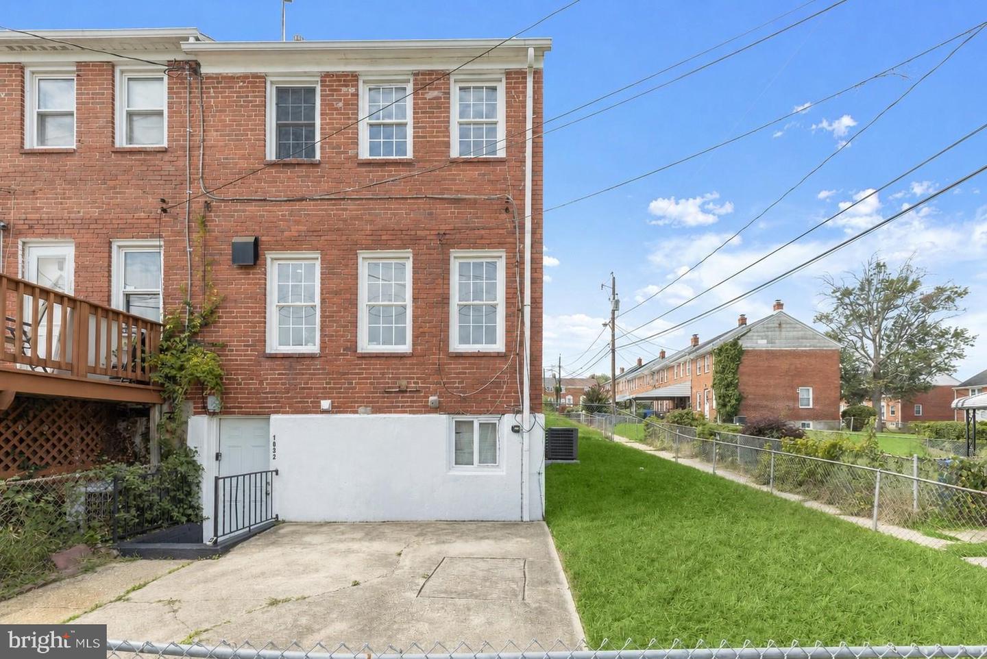 1032 Tunbridge Rd Property Photo 18