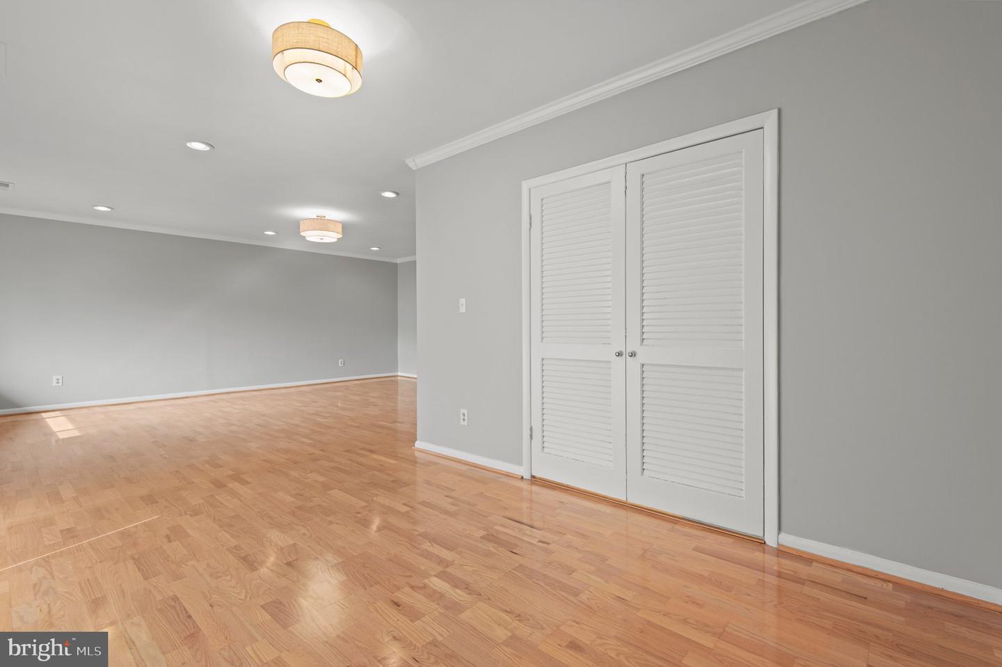 8 Cross Keys Rd #8f Property Photo 17
