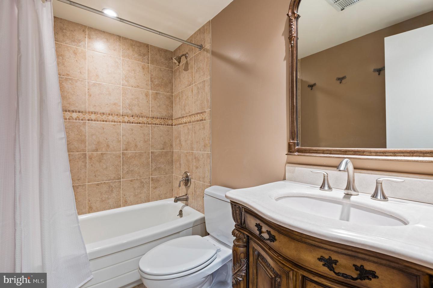 8 Cross Keys Rd #8f Property Photo 28