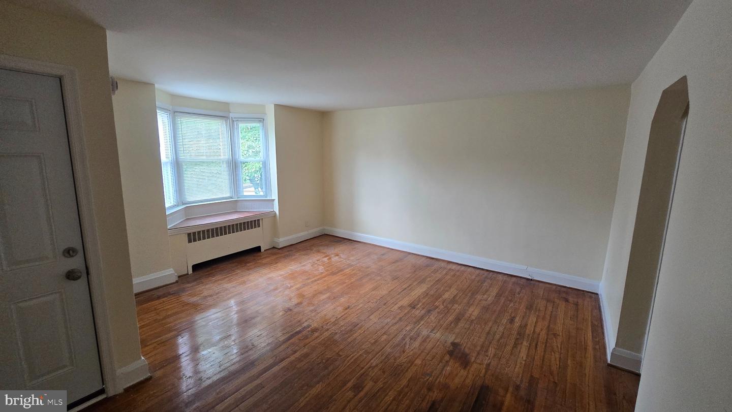 6148 Parkway Dr #a Property Photo 4