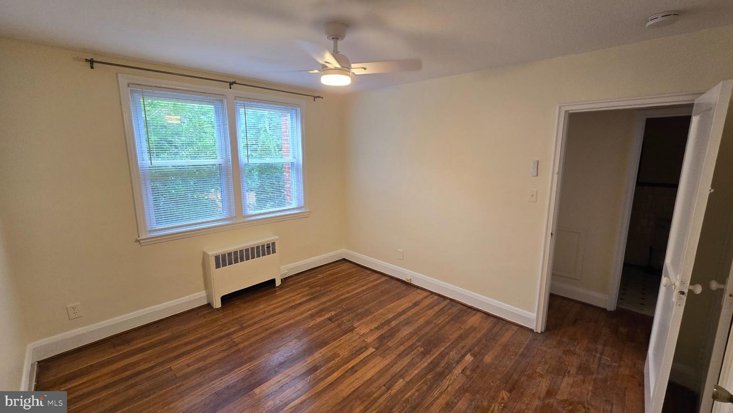 6148 Parkway Dr #a Property Photo 5