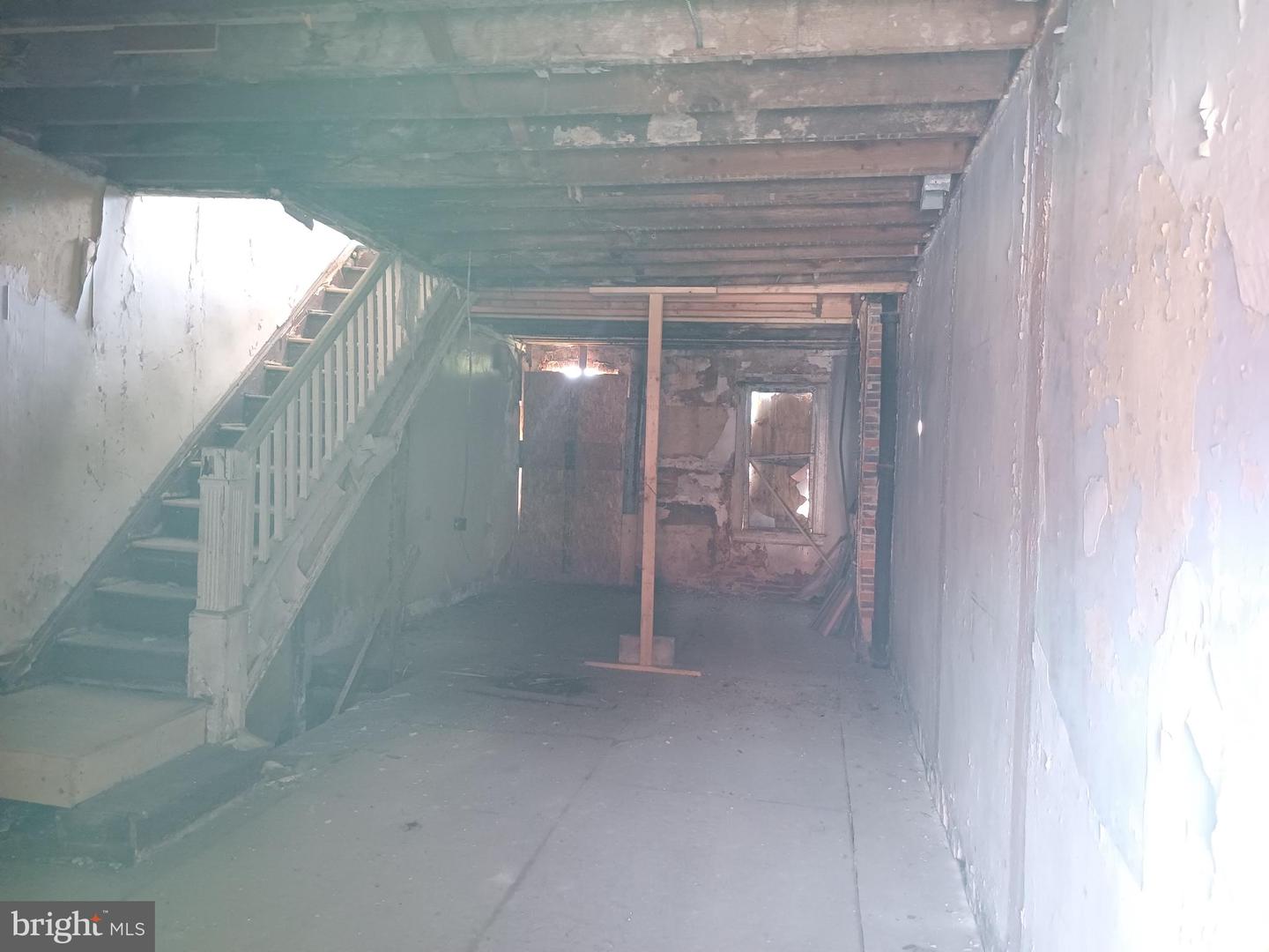 220 S Smallwood St Property Photo 3