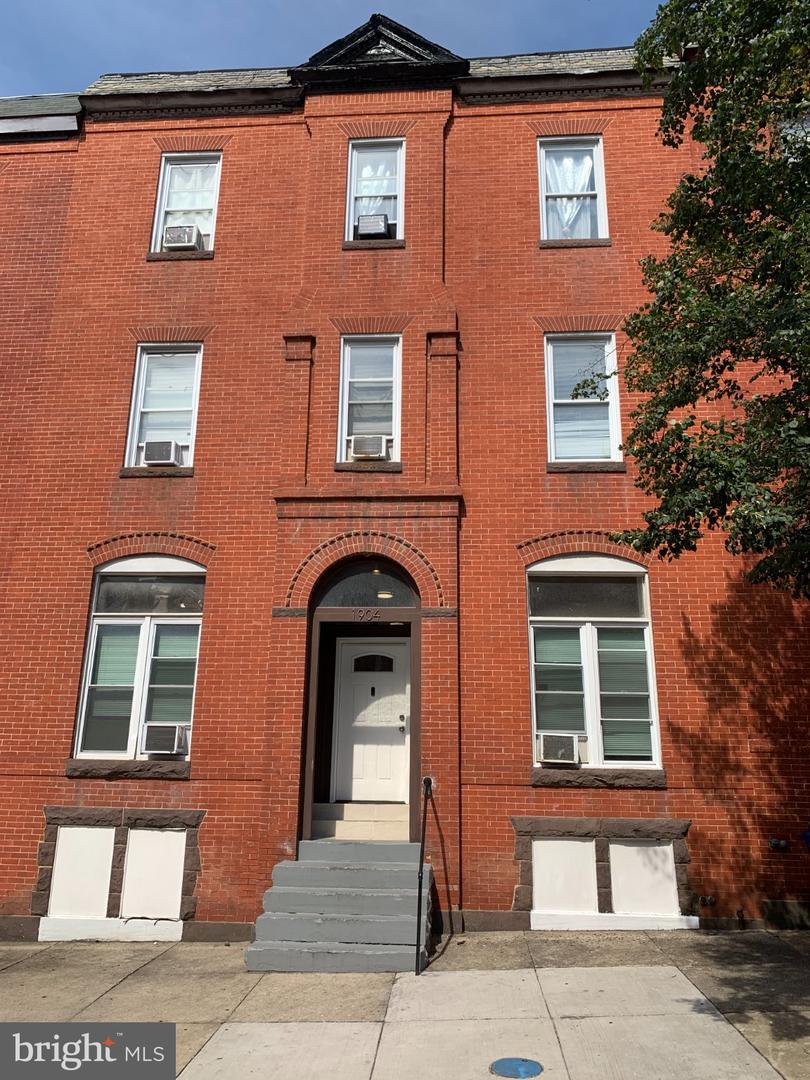 1904 PARK AVE Property Photo 1