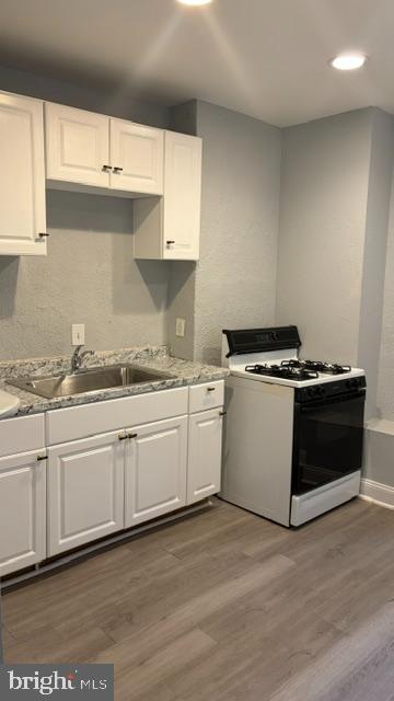 1835 N Bond St Property Photo 8