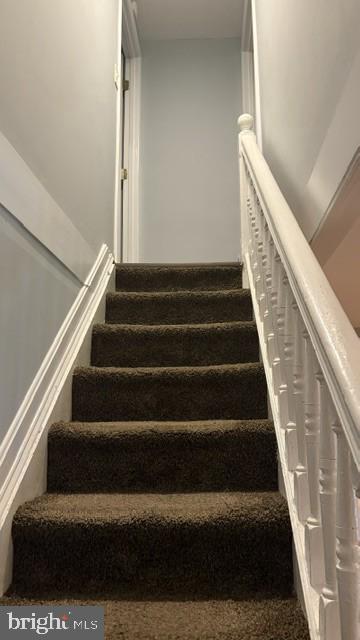 1835 N Bond St Property Photo 11