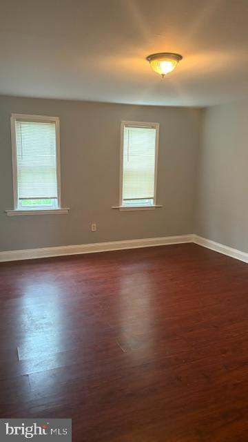 1835 N Bond St Property Photo 13
