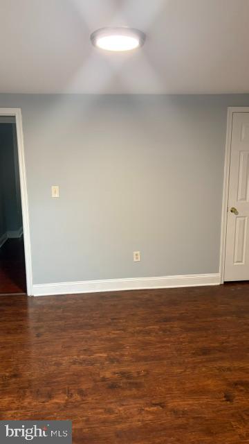 1835 N Bond St Property Photo 15