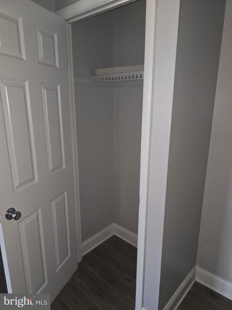 902 Arion Park #g Property Photo 3