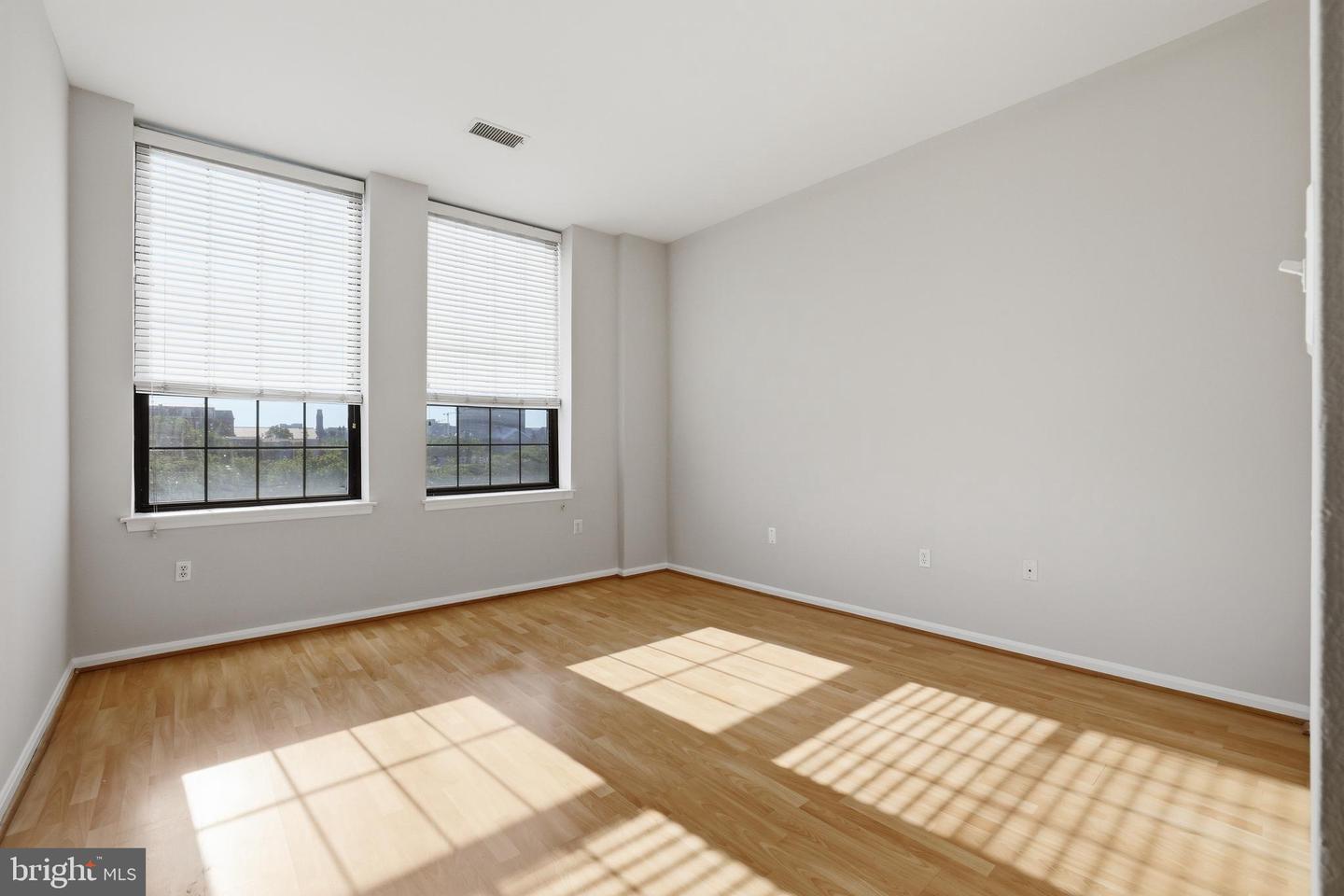 1011 Hunter St #c-4 Property Photo 20