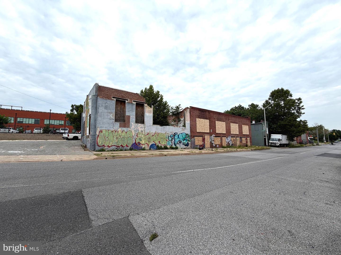 1931 Frederick Ave Property Photo 17
