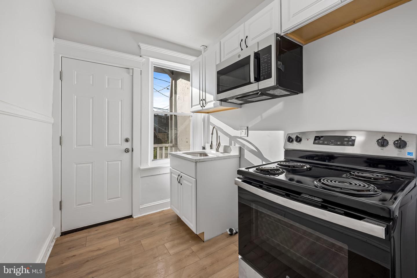 2604 Garrett Ave Property Photo 2