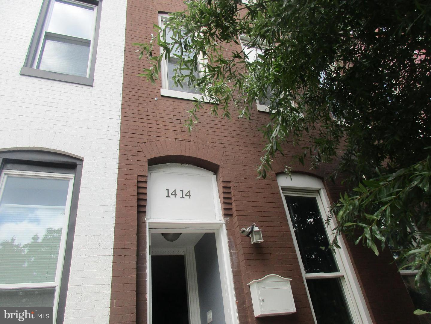 1414 N EDEN ST Property Photo 1
