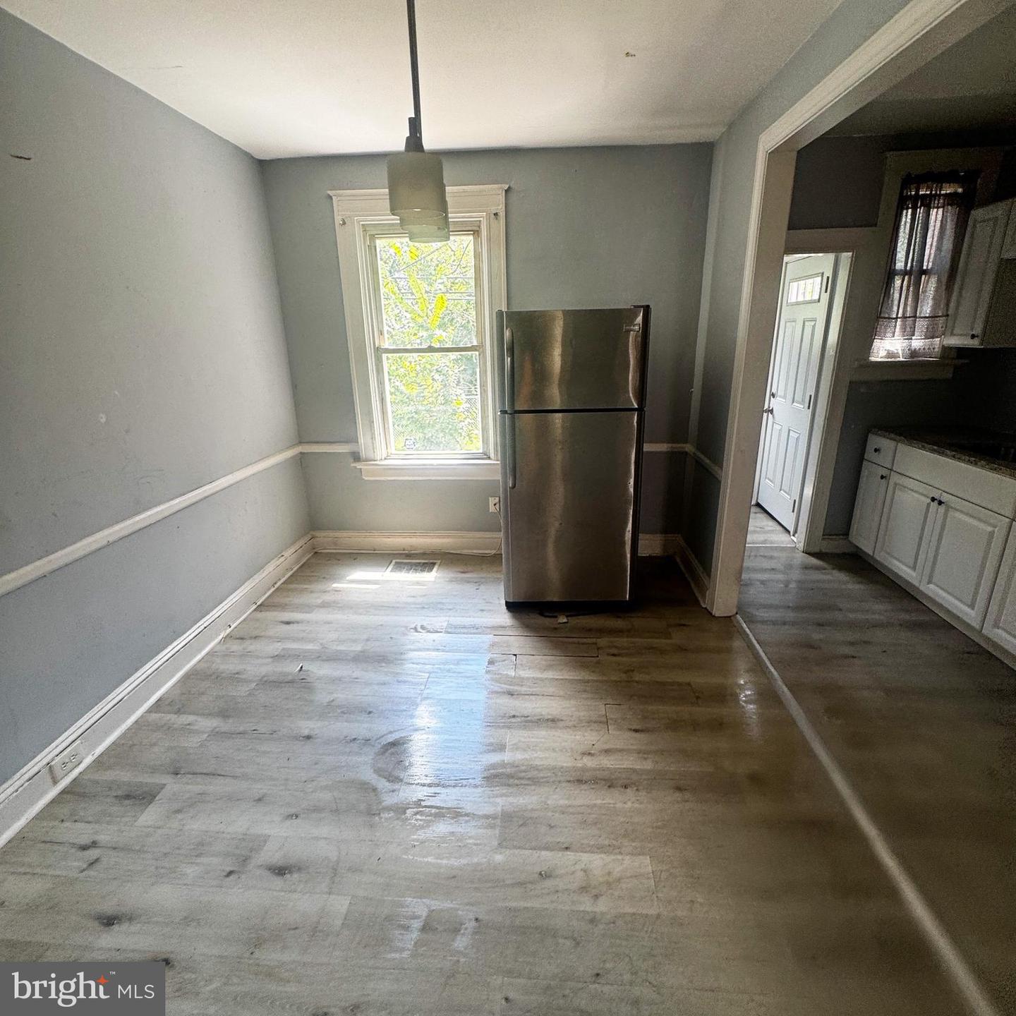 3327 Ravenwood Ave Property Photo 6