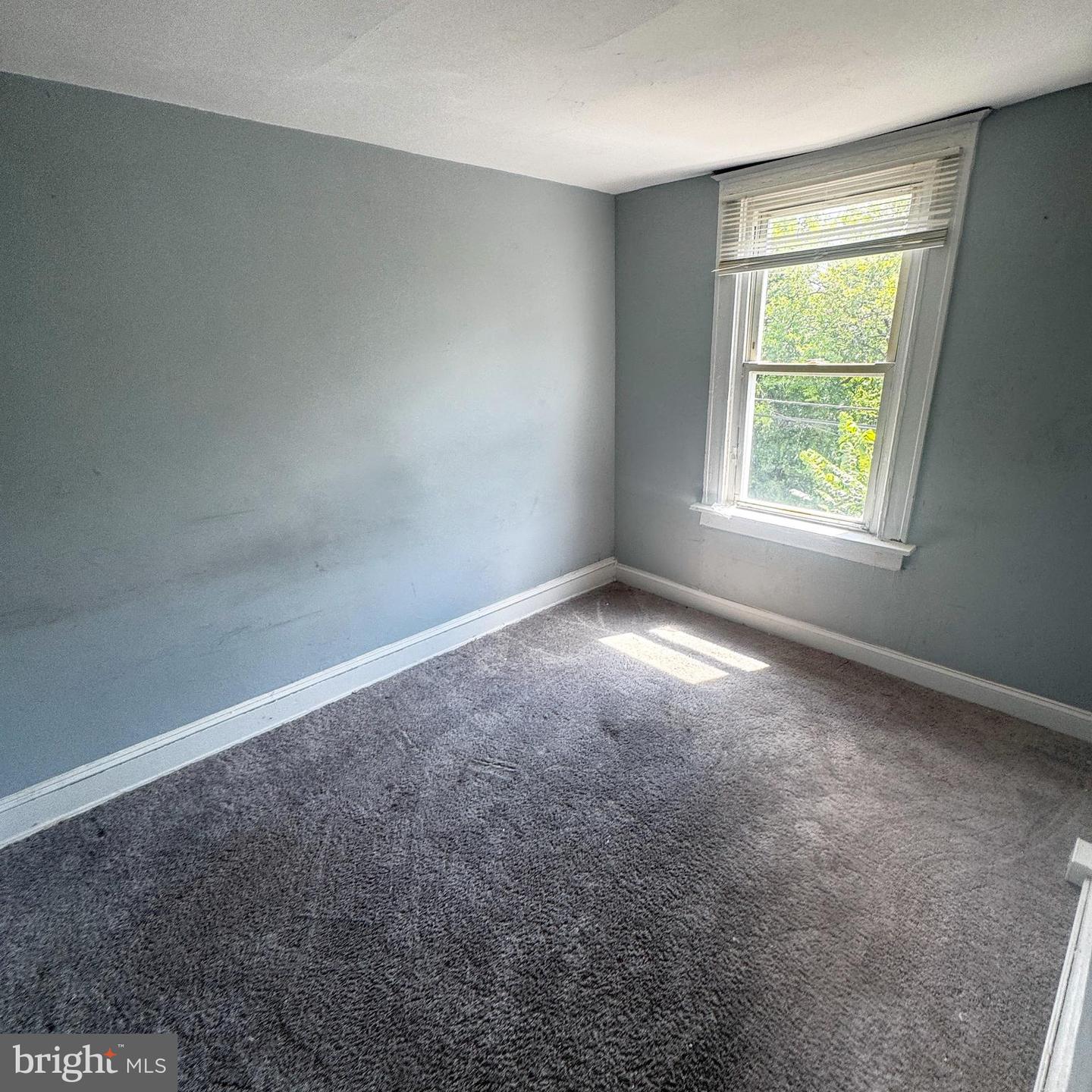 3327 Ravenwood Ave Property Photo 13