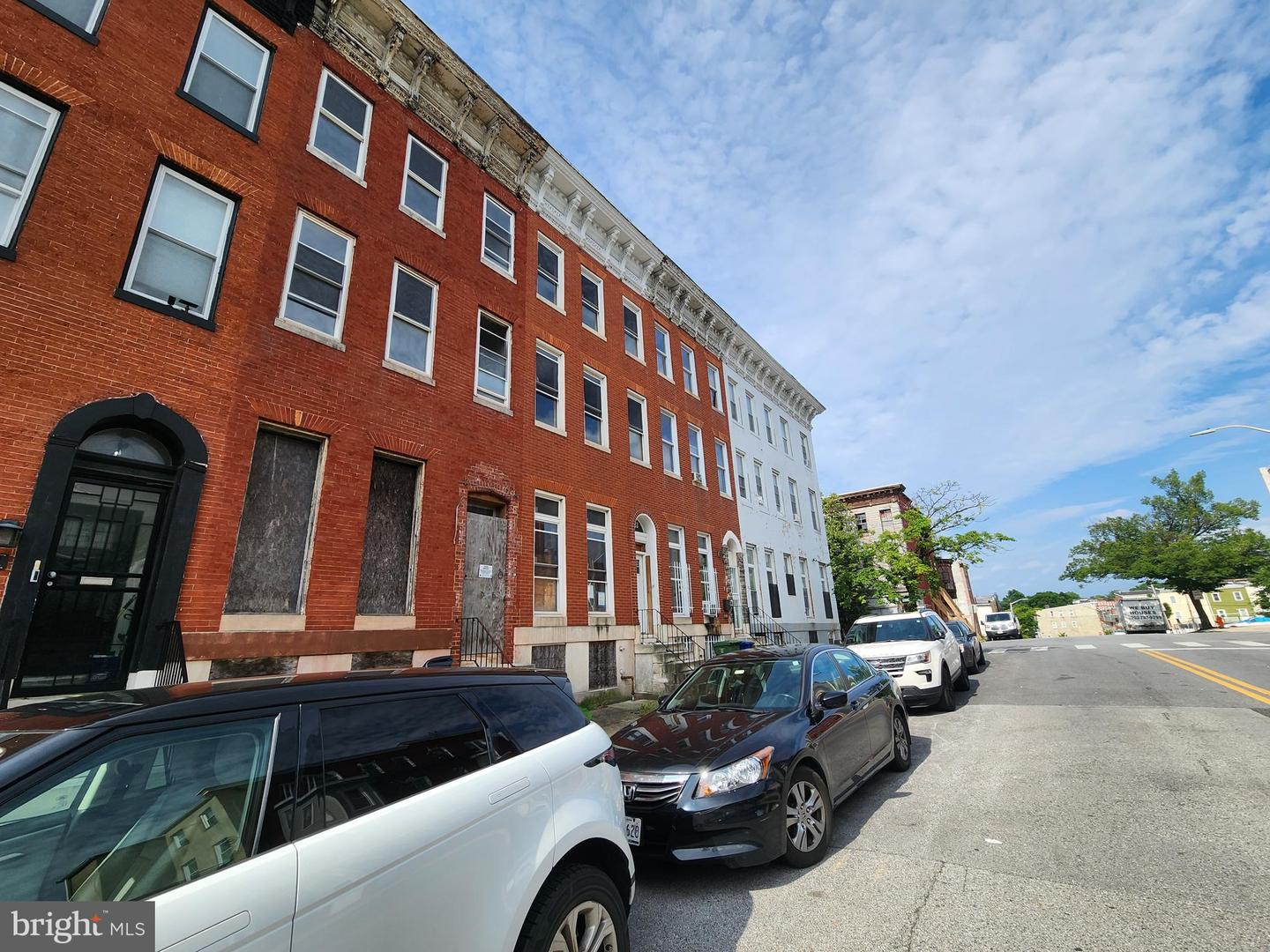 1133 Harlem Ave Property Photo 4