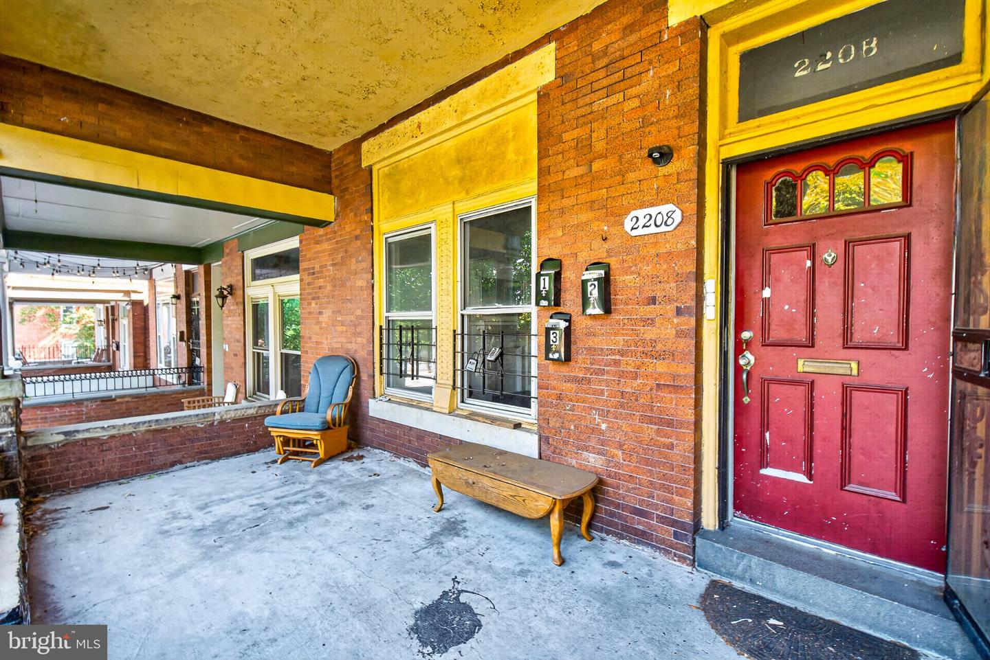 2208 Linden Ave Property Photo 4