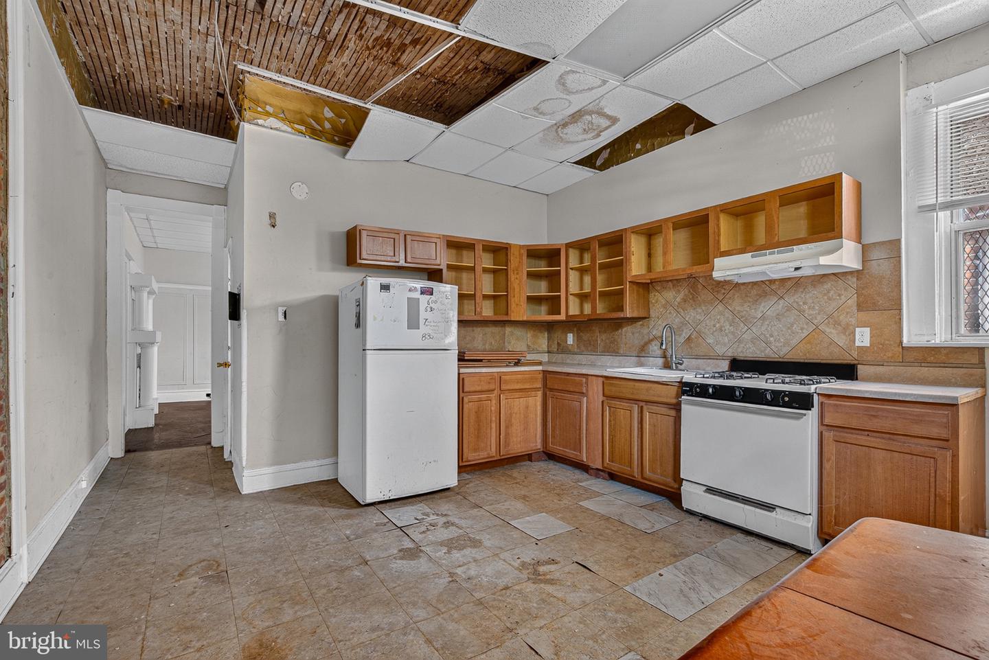 2208 Linden Ave Property Photo 10