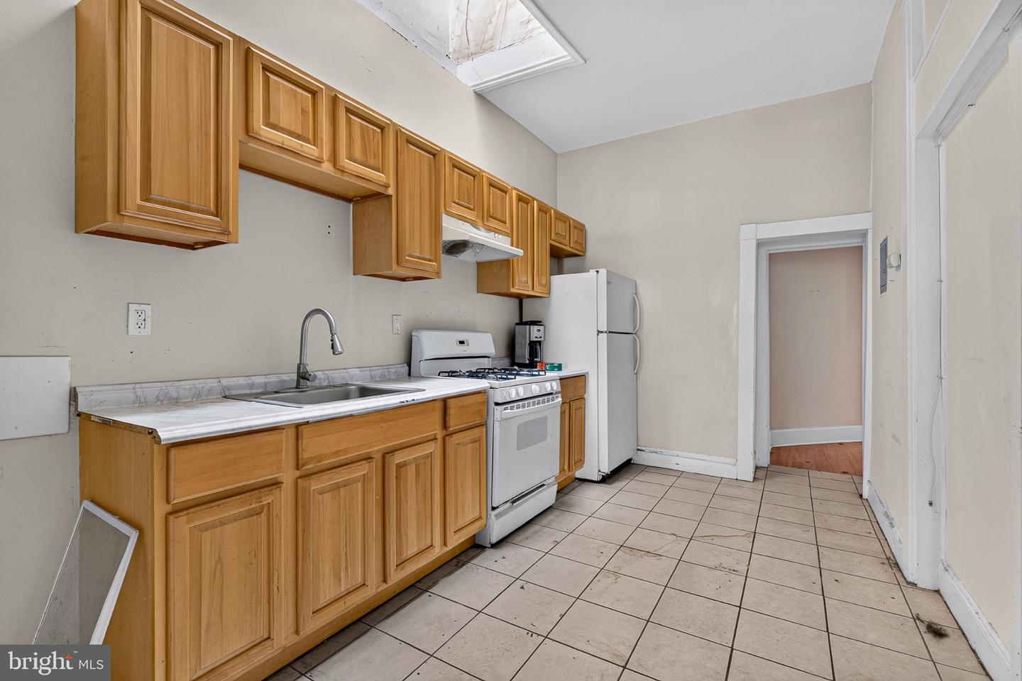 2208 Linden Ave Property Photo 14