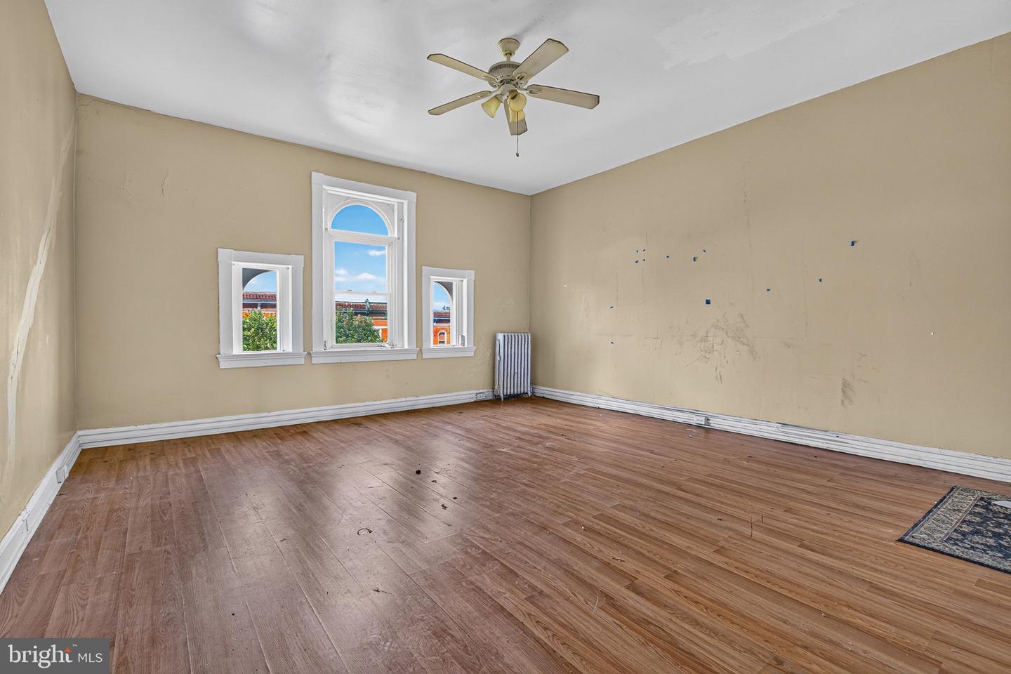 2208 Linden Ave Property Photo 22