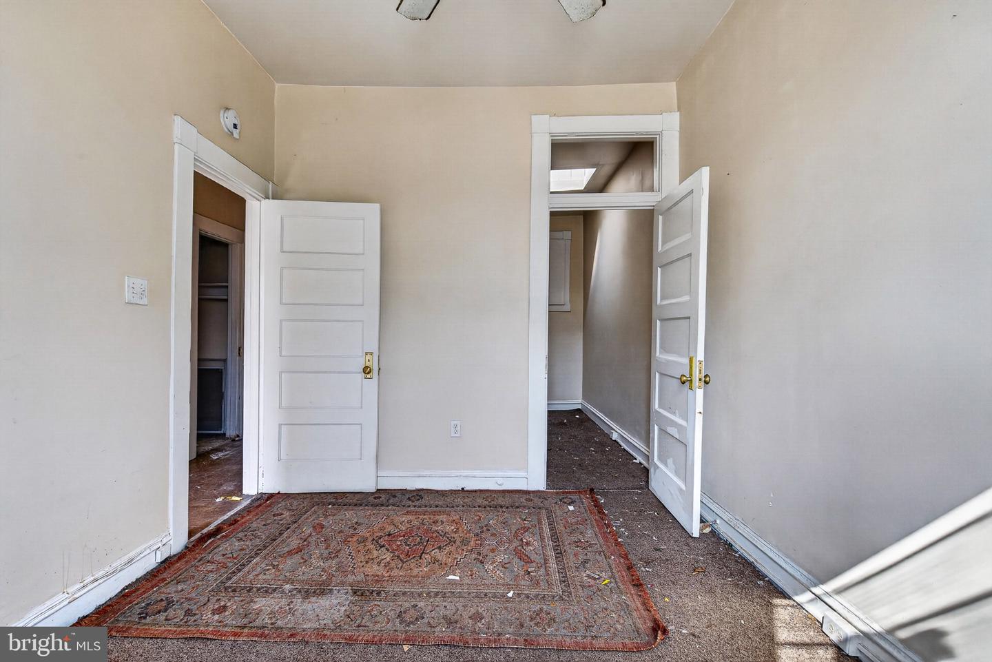 2208 Linden Ave Property Photo 27