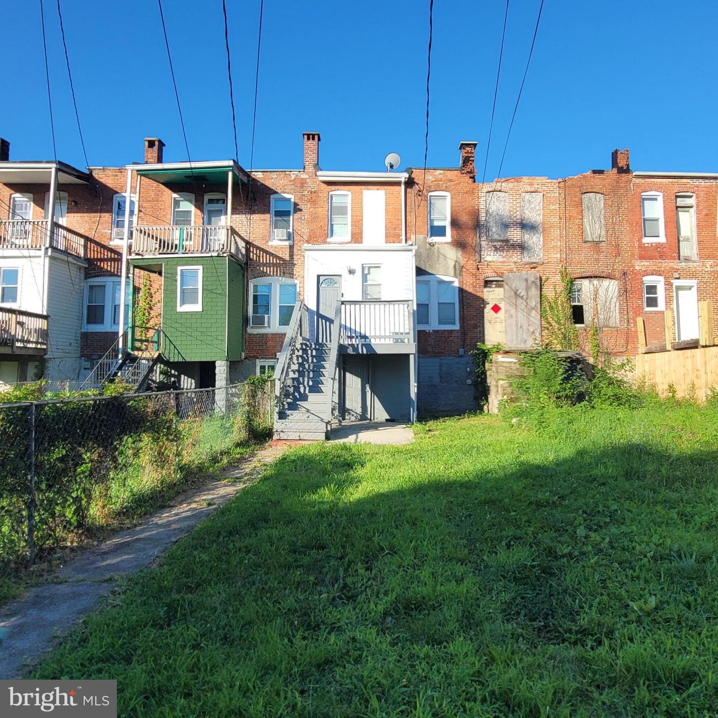 4945 Edgemere Ave Property Photo 3