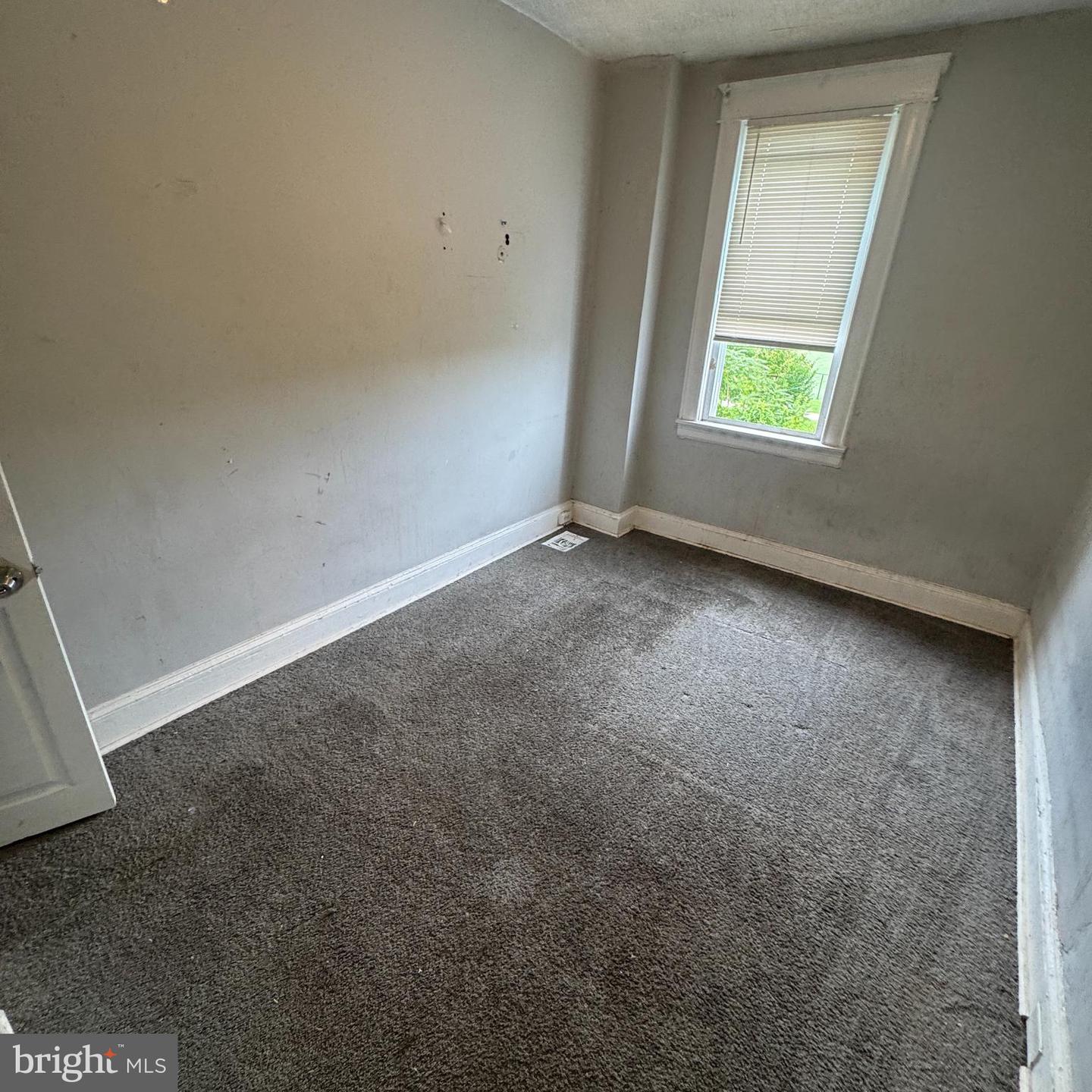 4945 Edgemere Ave Property Photo 12