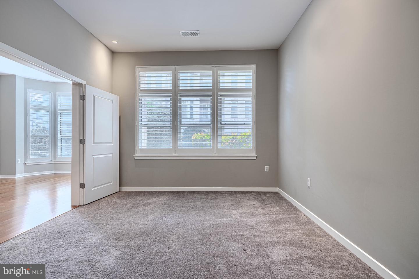 1209 N Charles St #116 Property Photo 27