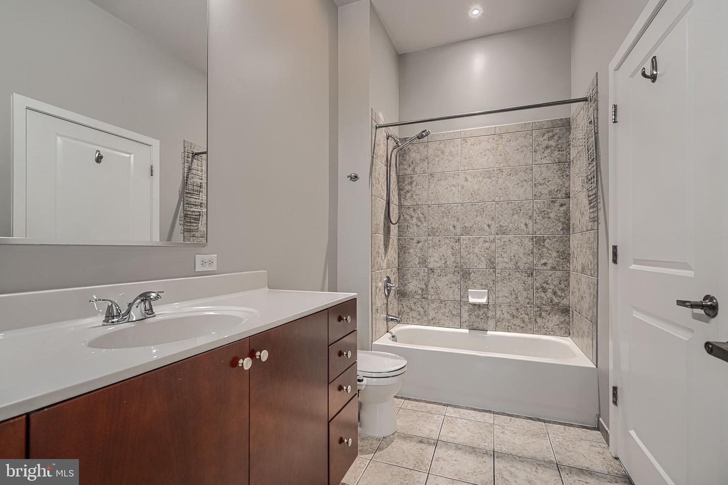 1209 N Charles St #116 Property Photo 34