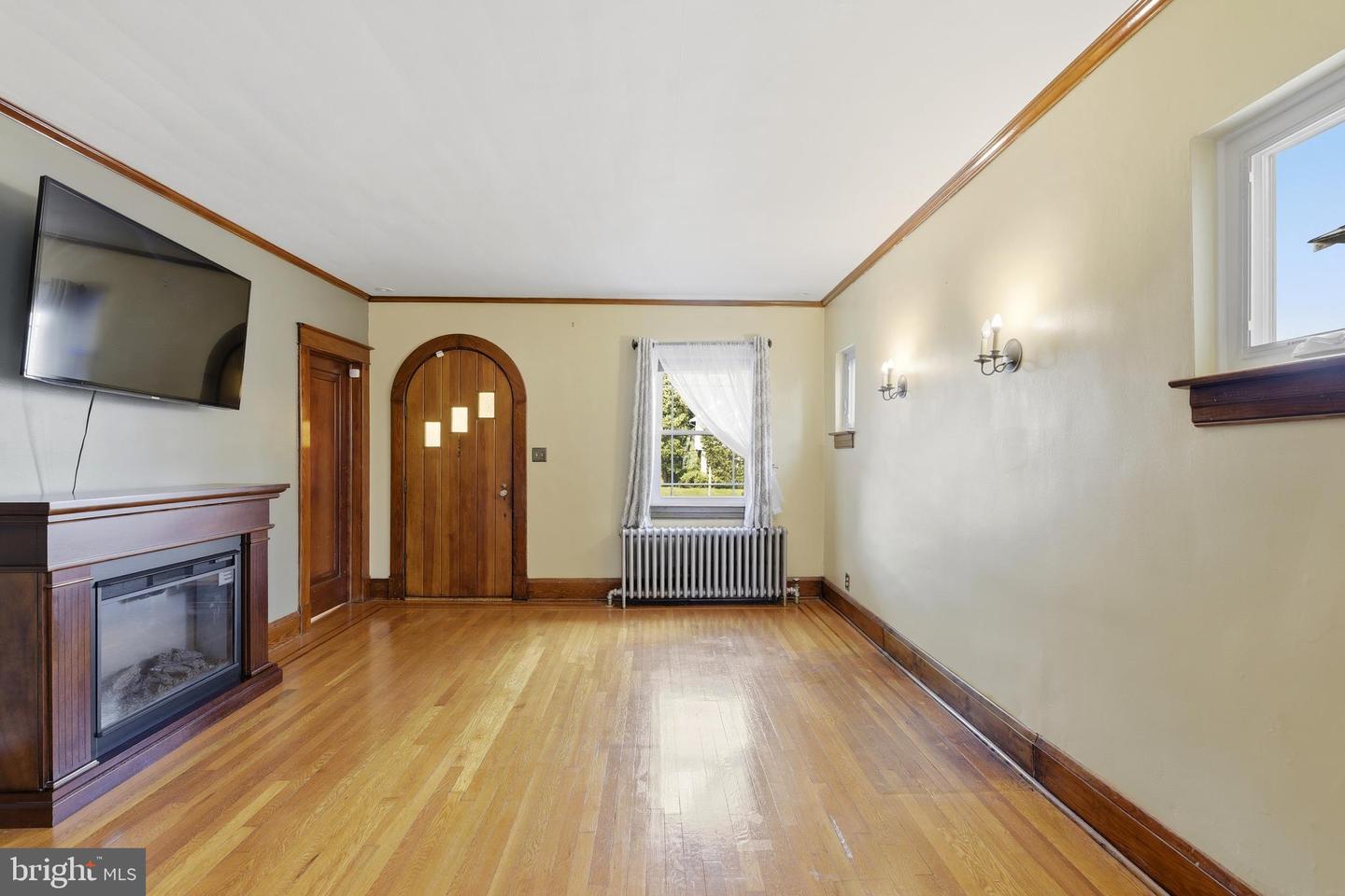 2717 Northern Parkway Property Photo 6