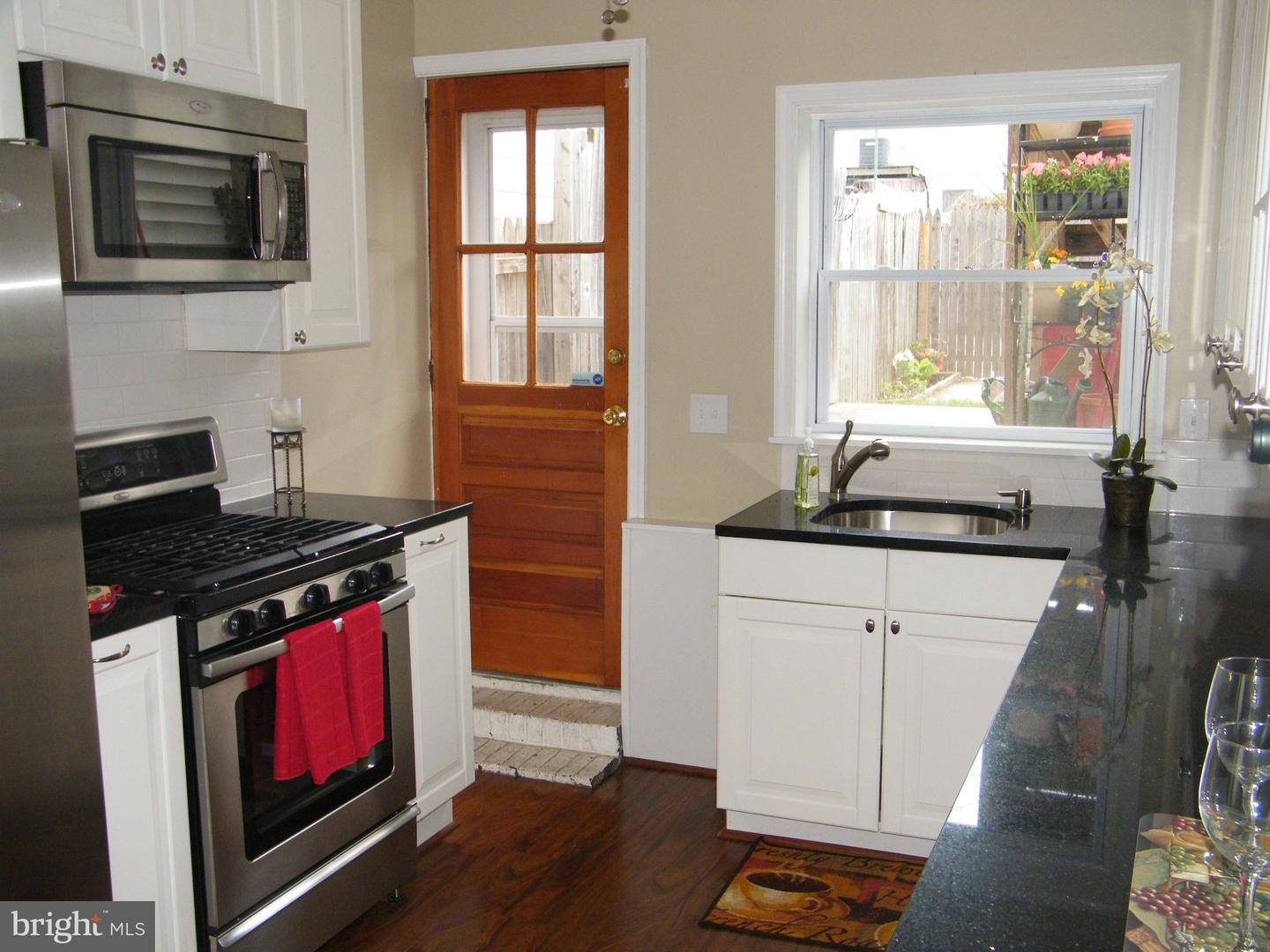 111 E Gittings St Property Photo 3