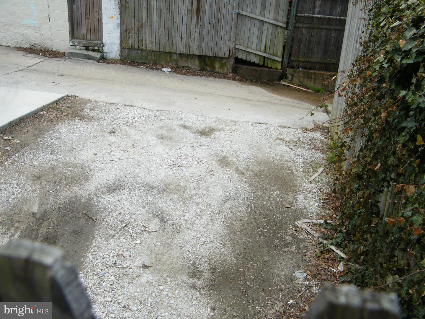 111 E Gittings St Property Photo 11