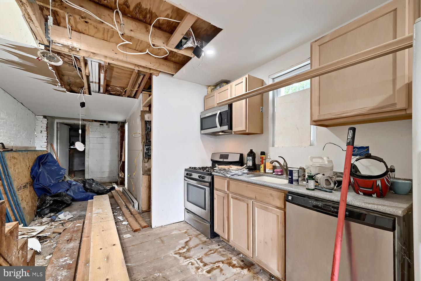 204 S Vincent St Property Photo 6