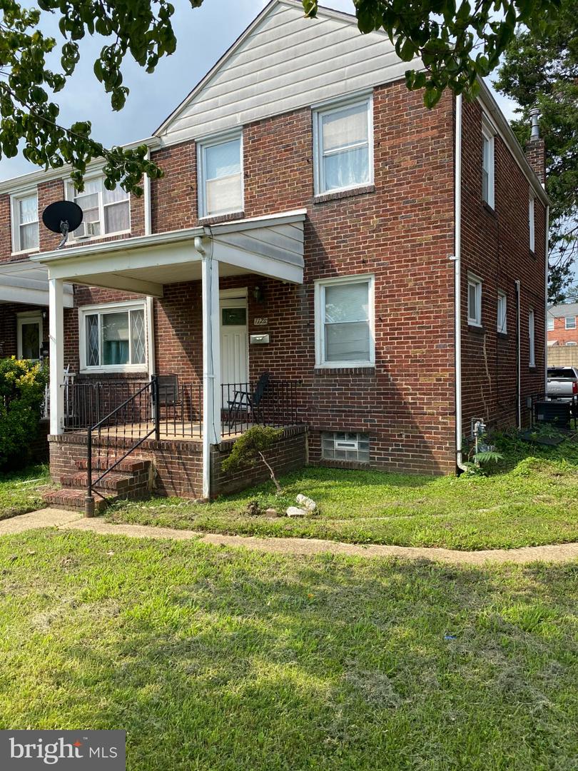 1126 Dundalk Property Photo 5