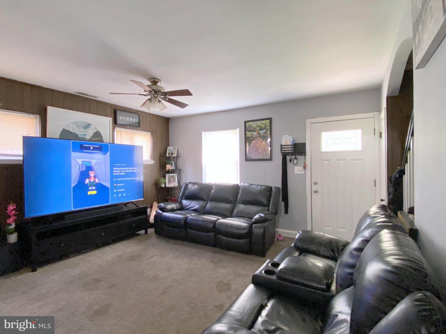 1126 Dundalk Property Photo 16