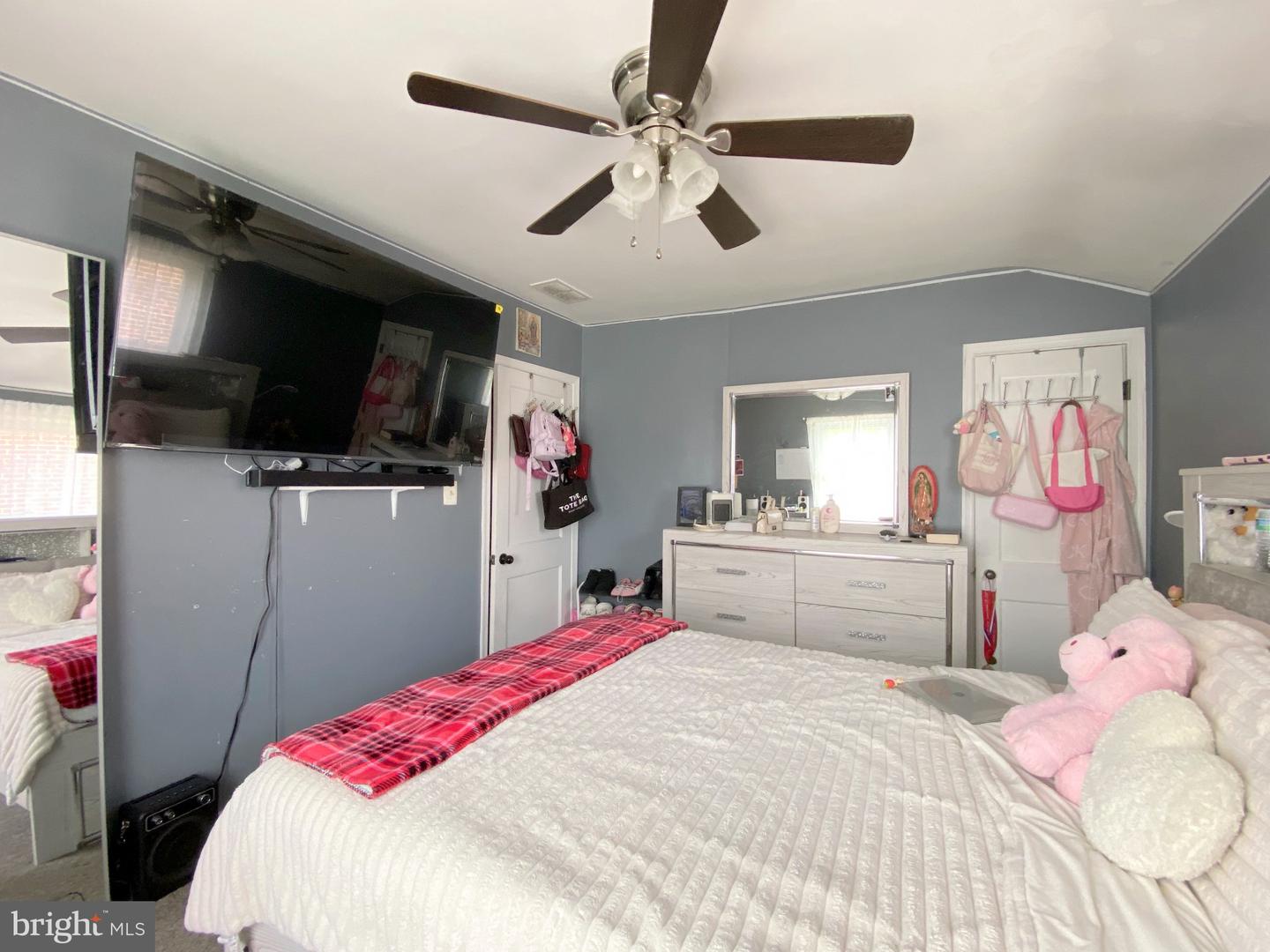 1126 Dundalk Property Photo 23