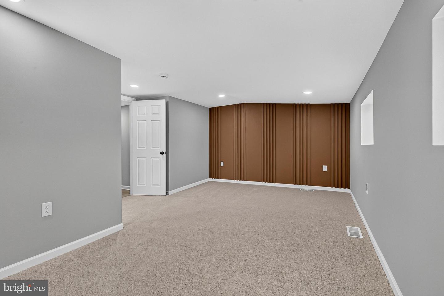 4640 Reisterstown Rd Property Photo 24