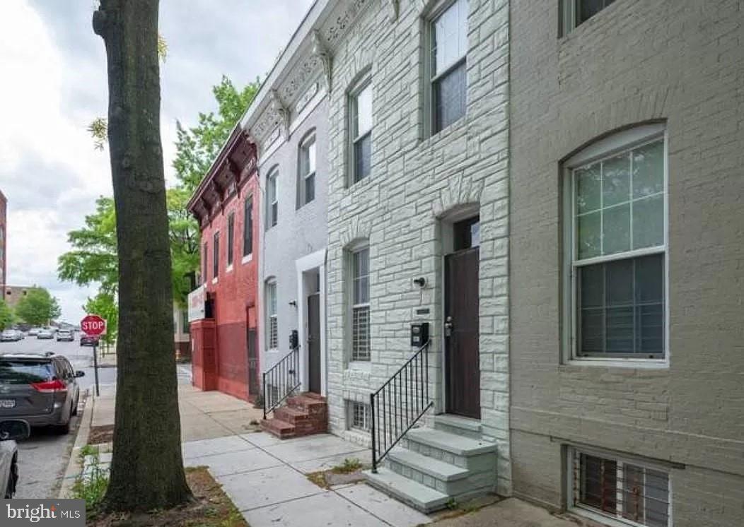 406 E Federal St Property Photo 1