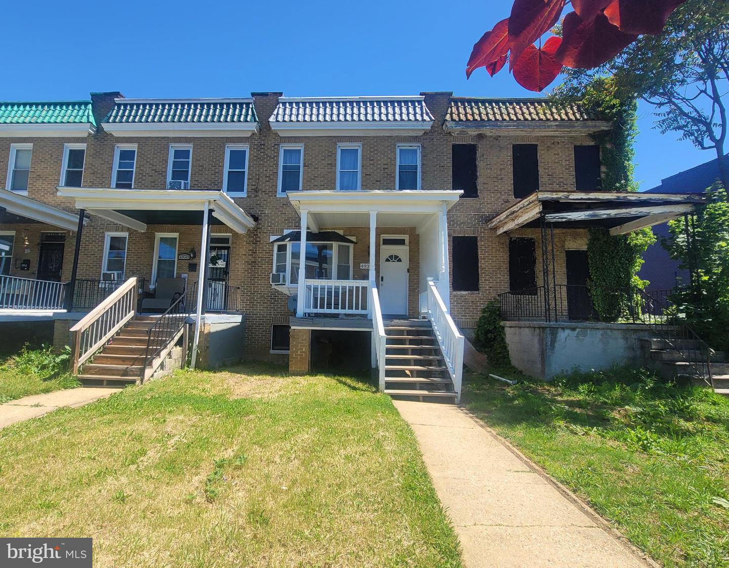 4939 EDGEMERE AVE Property Photo 1
