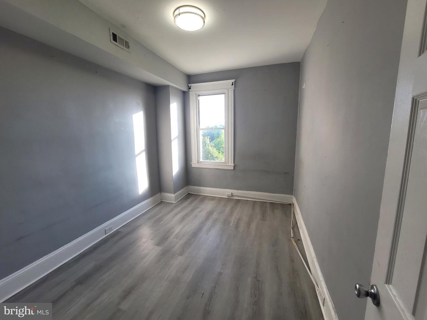 4939 Edgemere Ave Property Photo 17