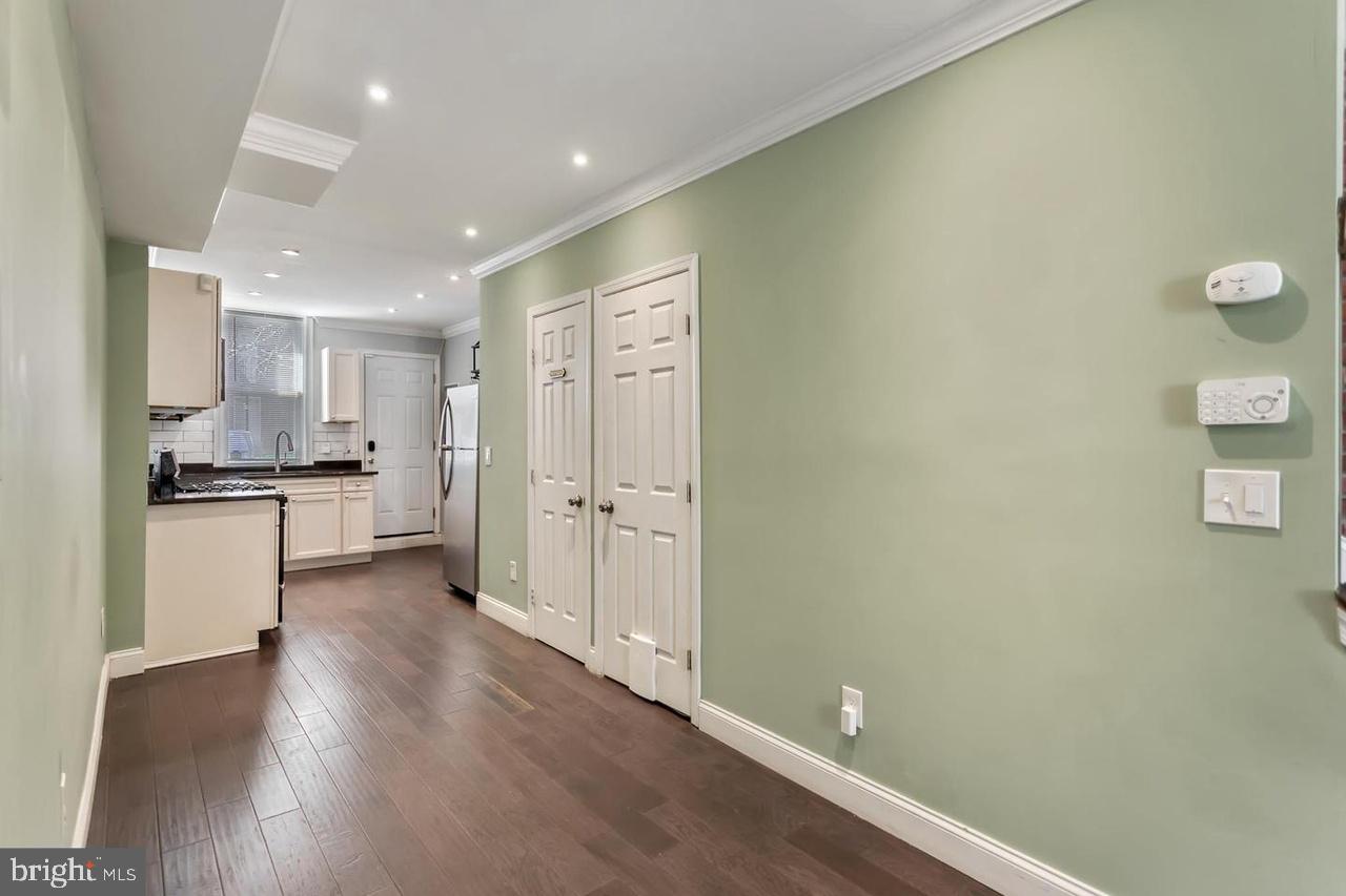 1704 Latrobe St Property Photo 3