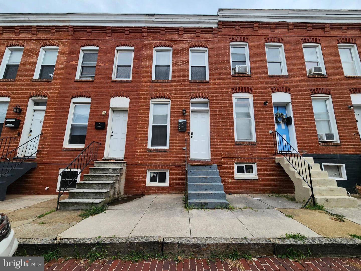1708 Latrobe St Property Photo 1
