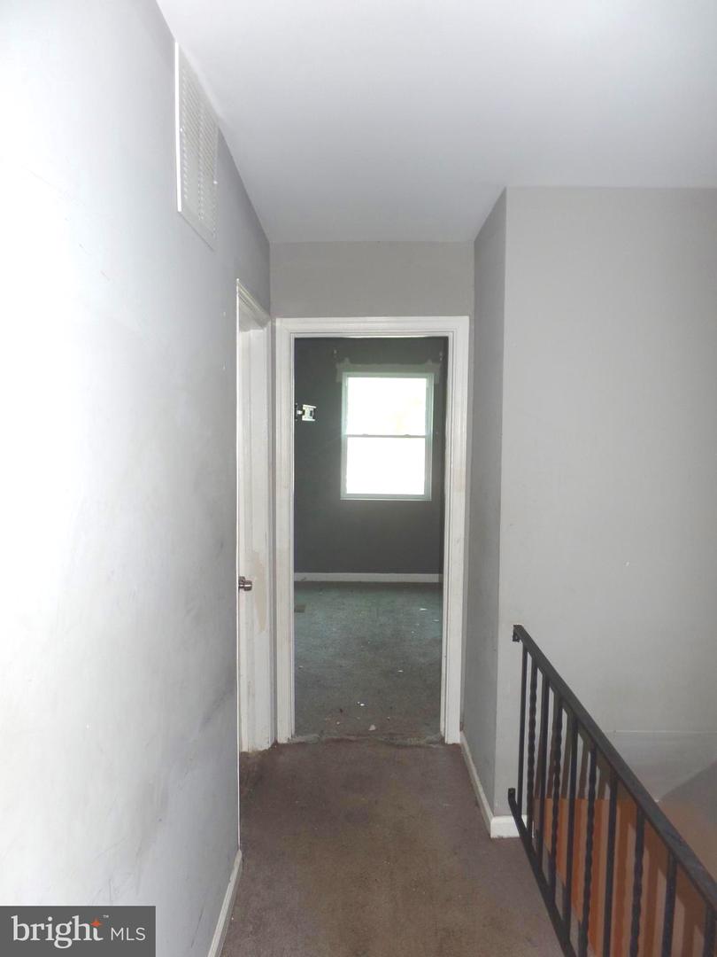 5611 Elderon Ave Property Photo 13