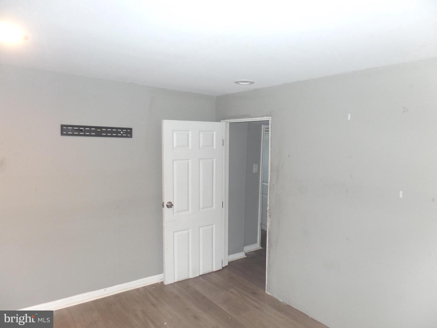 5611 Elderon Ave Property Photo 23