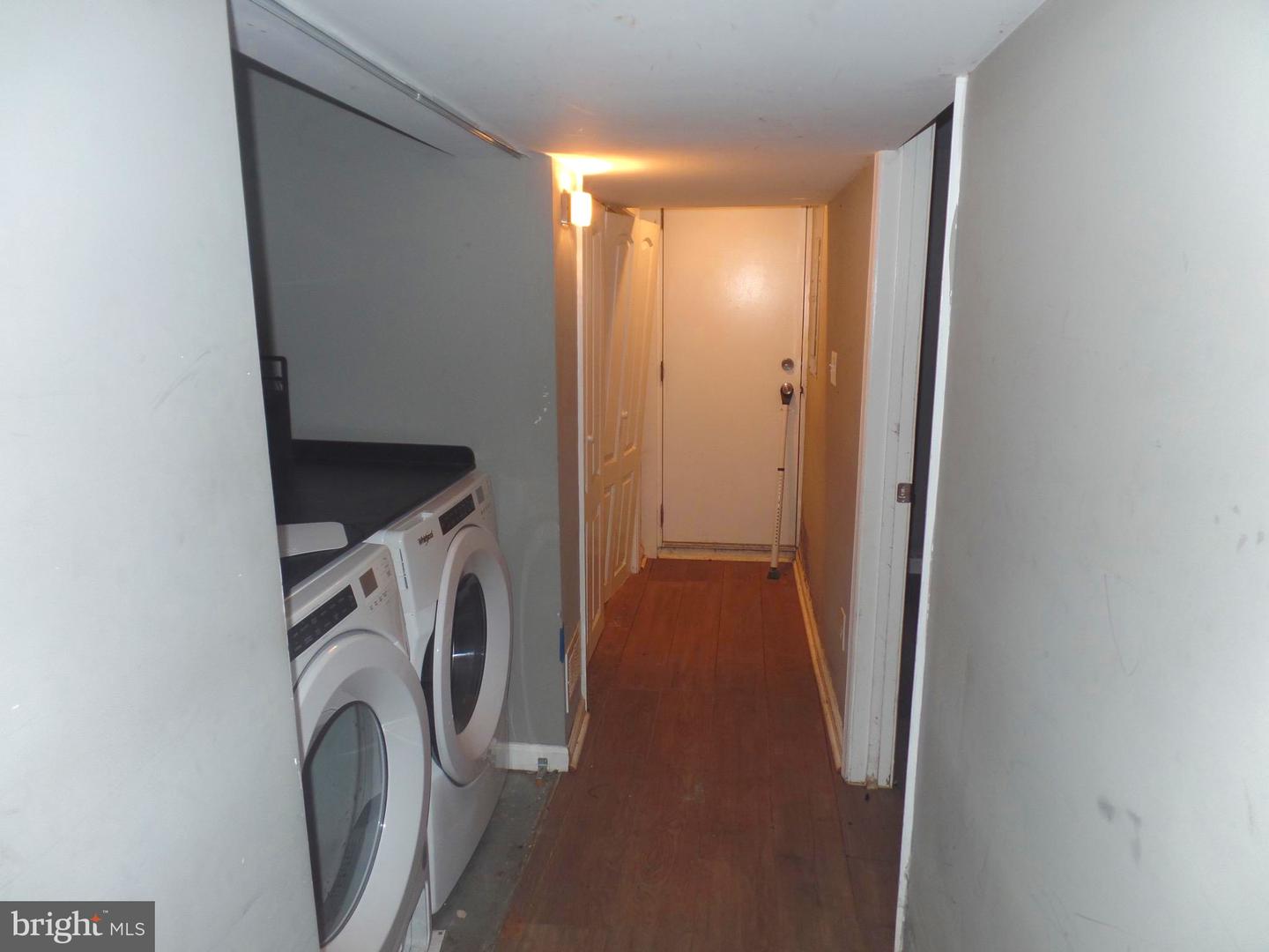 5611 Elderon Ave Property Photo 26