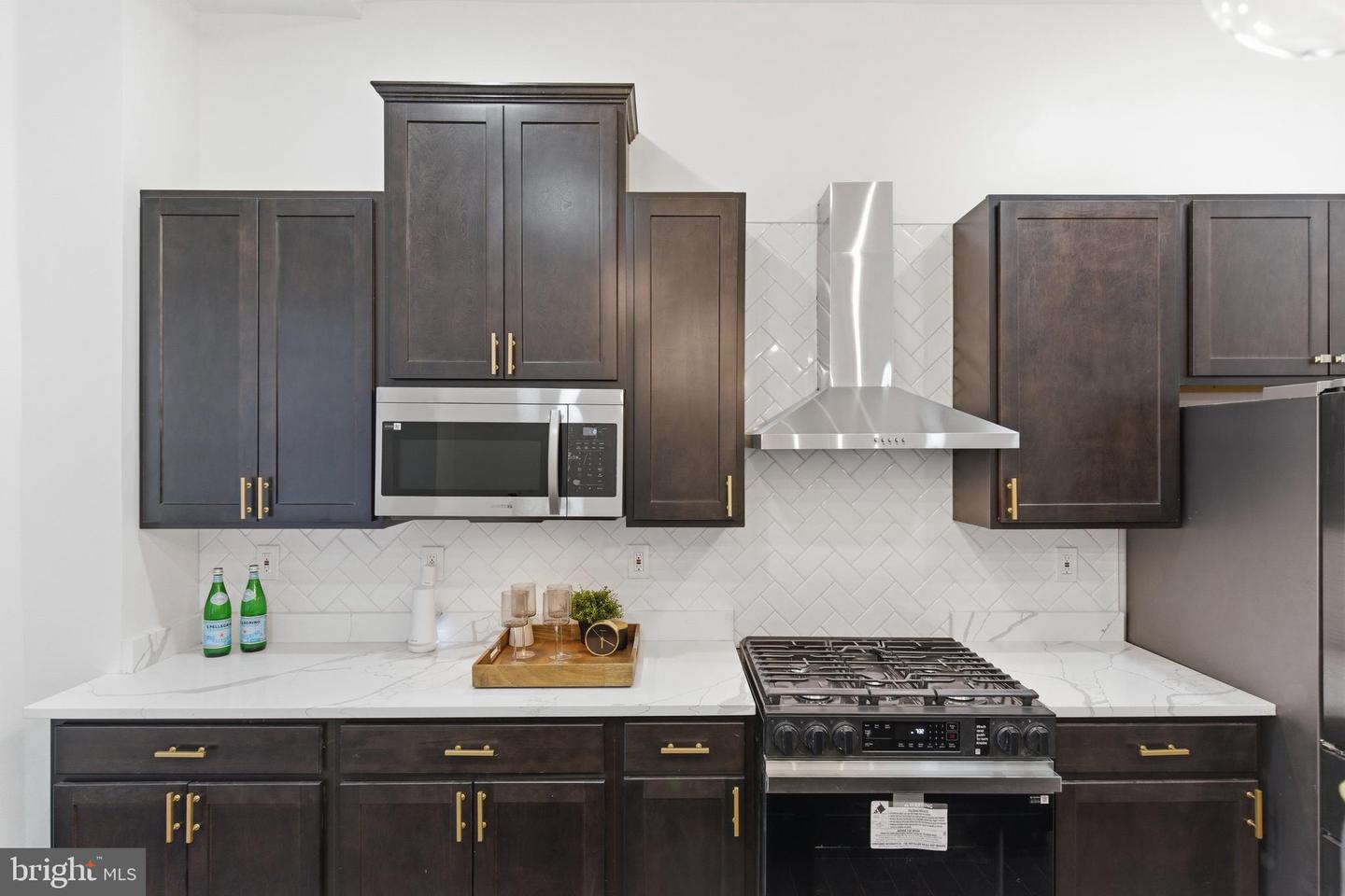 1526 Mcculloh St Property Photo 17