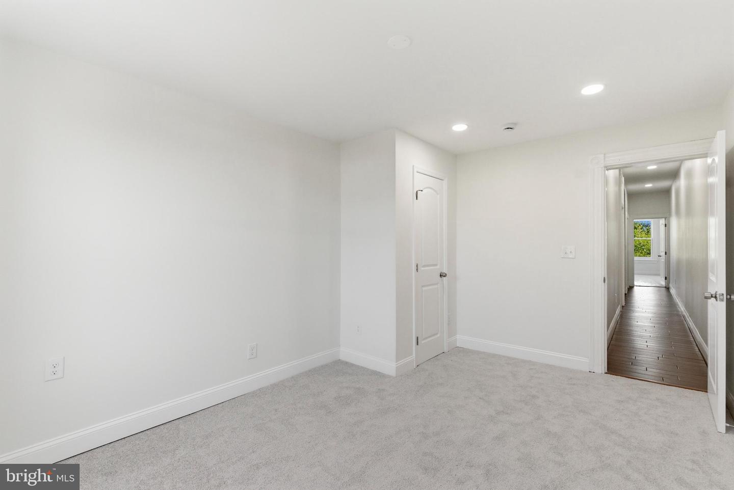 1526 Mcculloh St Property Photo 35