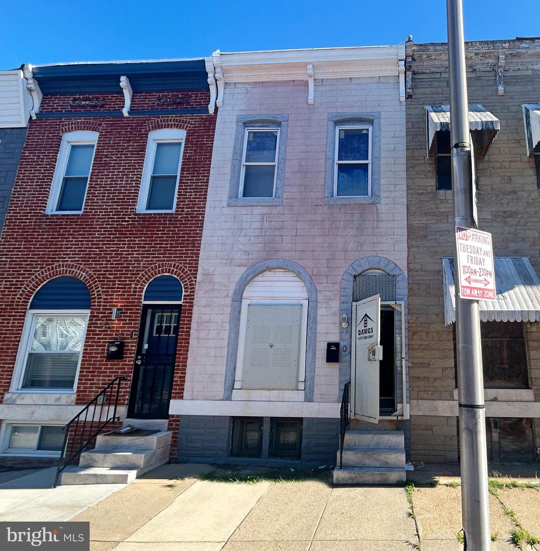 2618 E OLIVER ST Property Photo 1